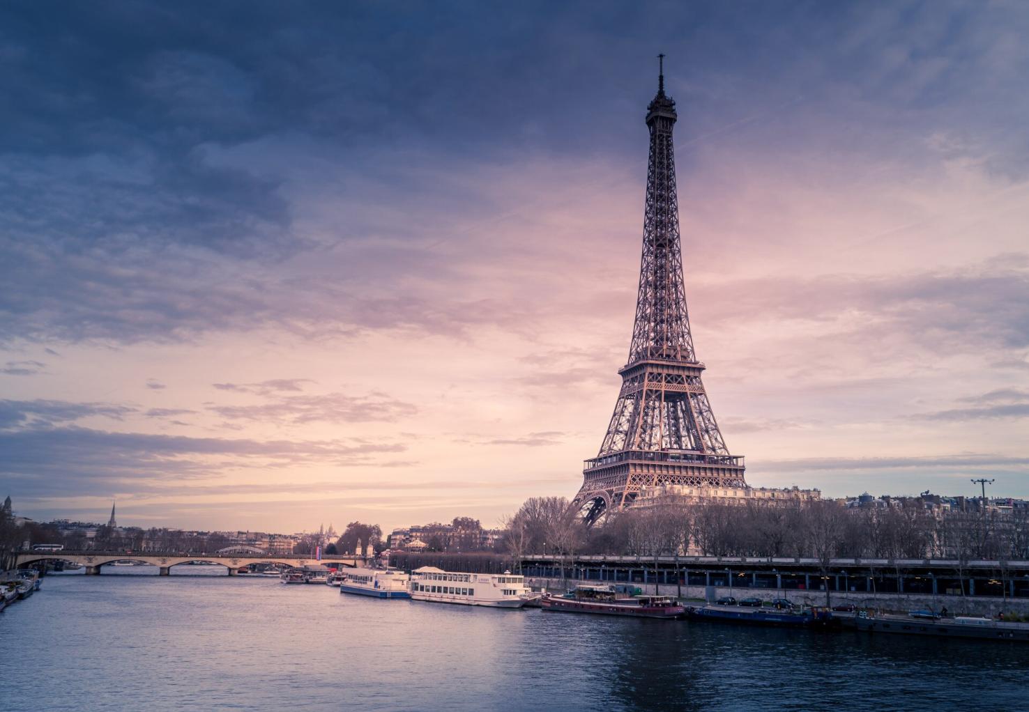 Os melhores hotéis perto da Torre Eiffel em Paris